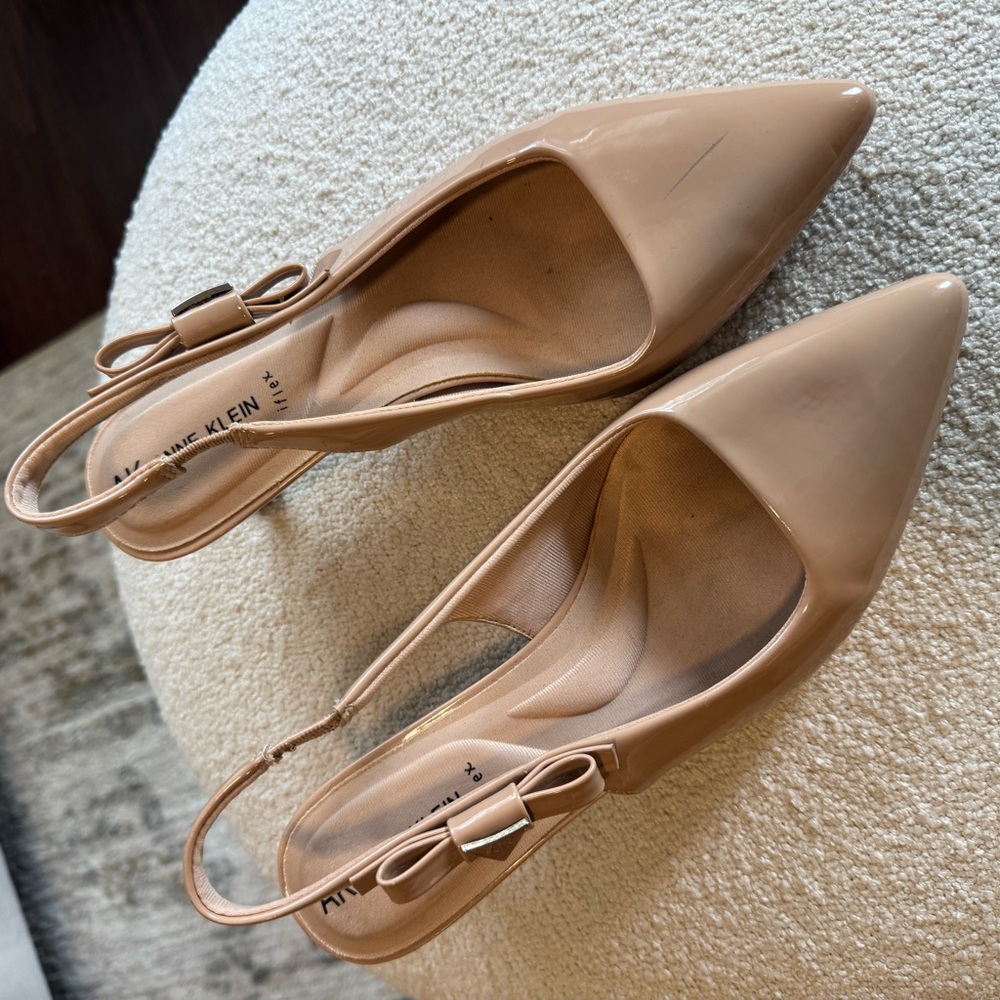 Anne Klein Tan Slingback Heels with Pointed Toe
